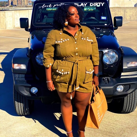 PLUS SIZE -Olive You Cute Romper [BRAND NEW] - Picture 1 of 4